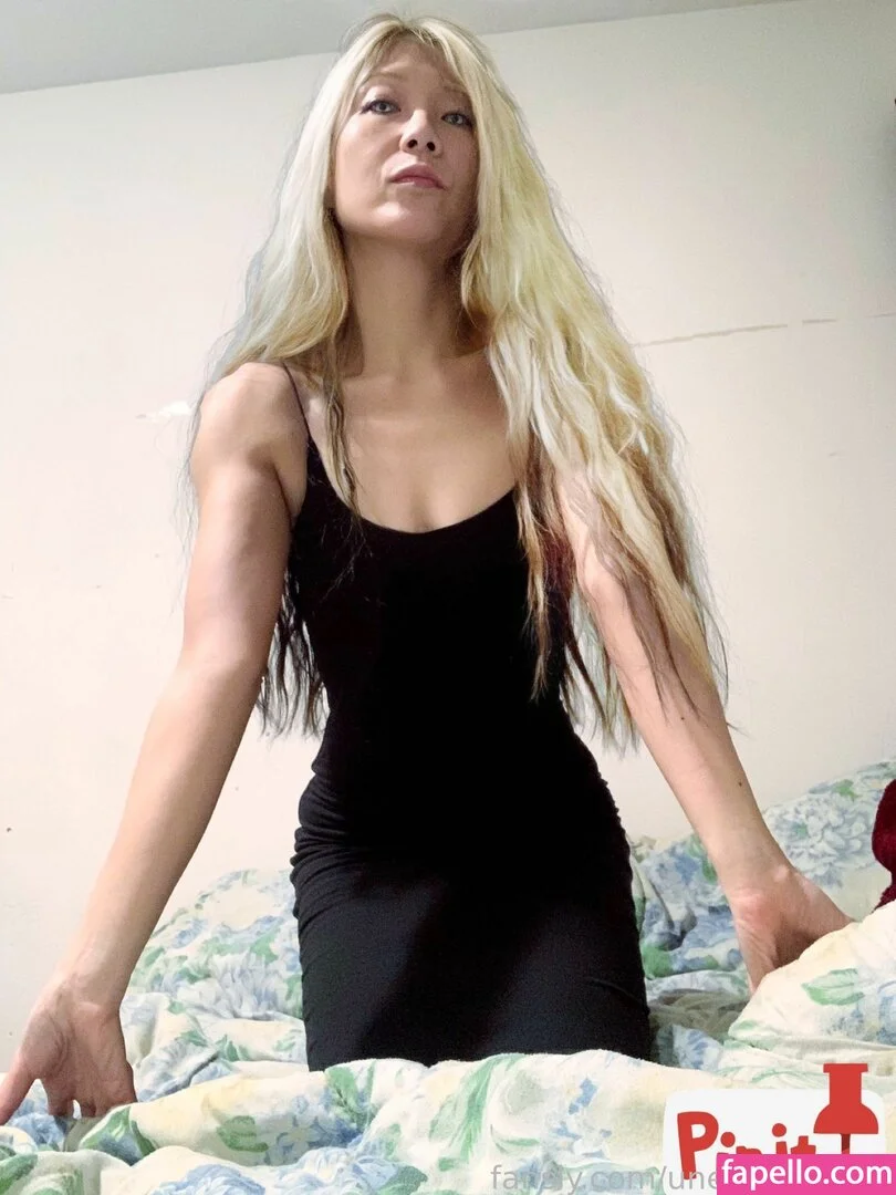 fille___de___06 / unefilleunique Onlyfans Photo Gallery 