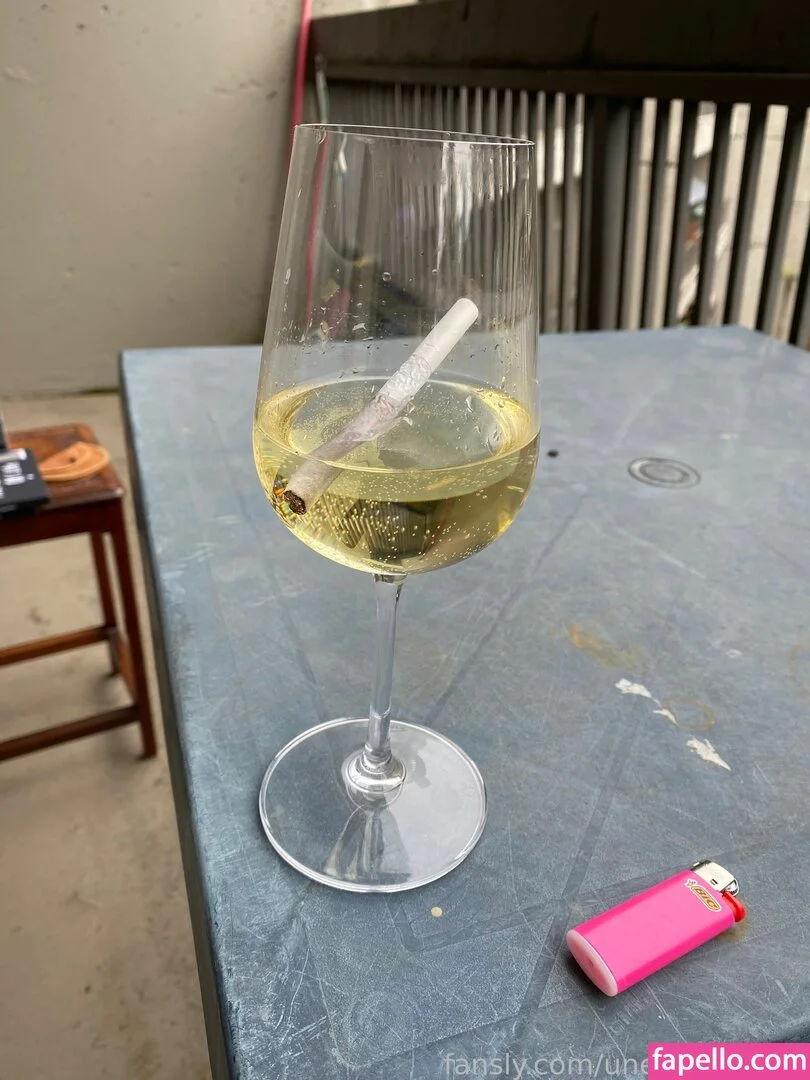 fille___de___06 / unefilleunique Onlyfans Photo Gallery 