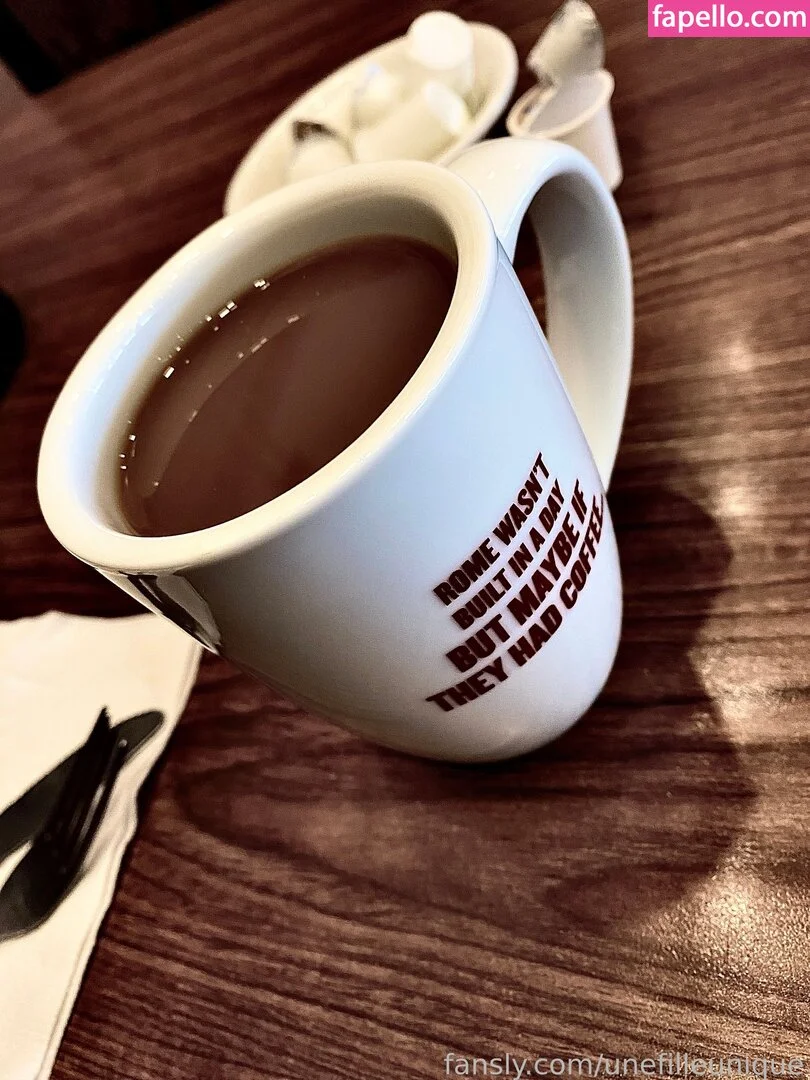 fille___de___06 / unefilleunique Onlyfans Photo Gallery 