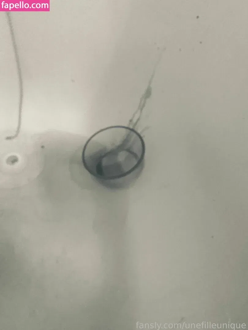 fille___de___06 / unefilleunique Onlyfans Photo Gallery 