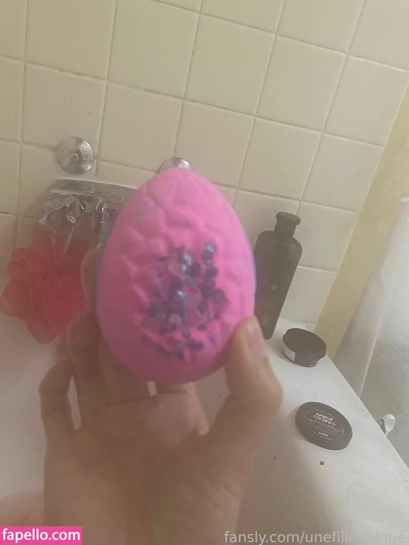 fille___de___06 / unefilleunique Onlyfans Photo Gallery 