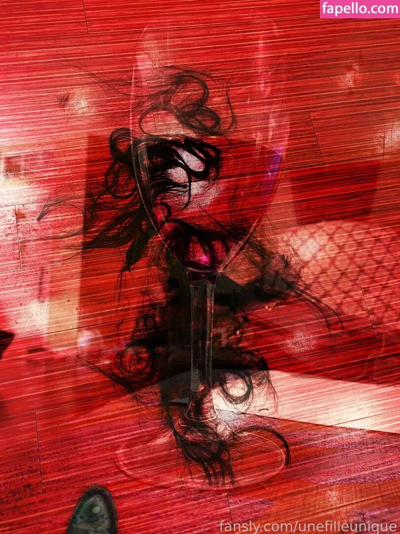 fille___de___06 / unefilleunique Onlyfans Photo Gallery 