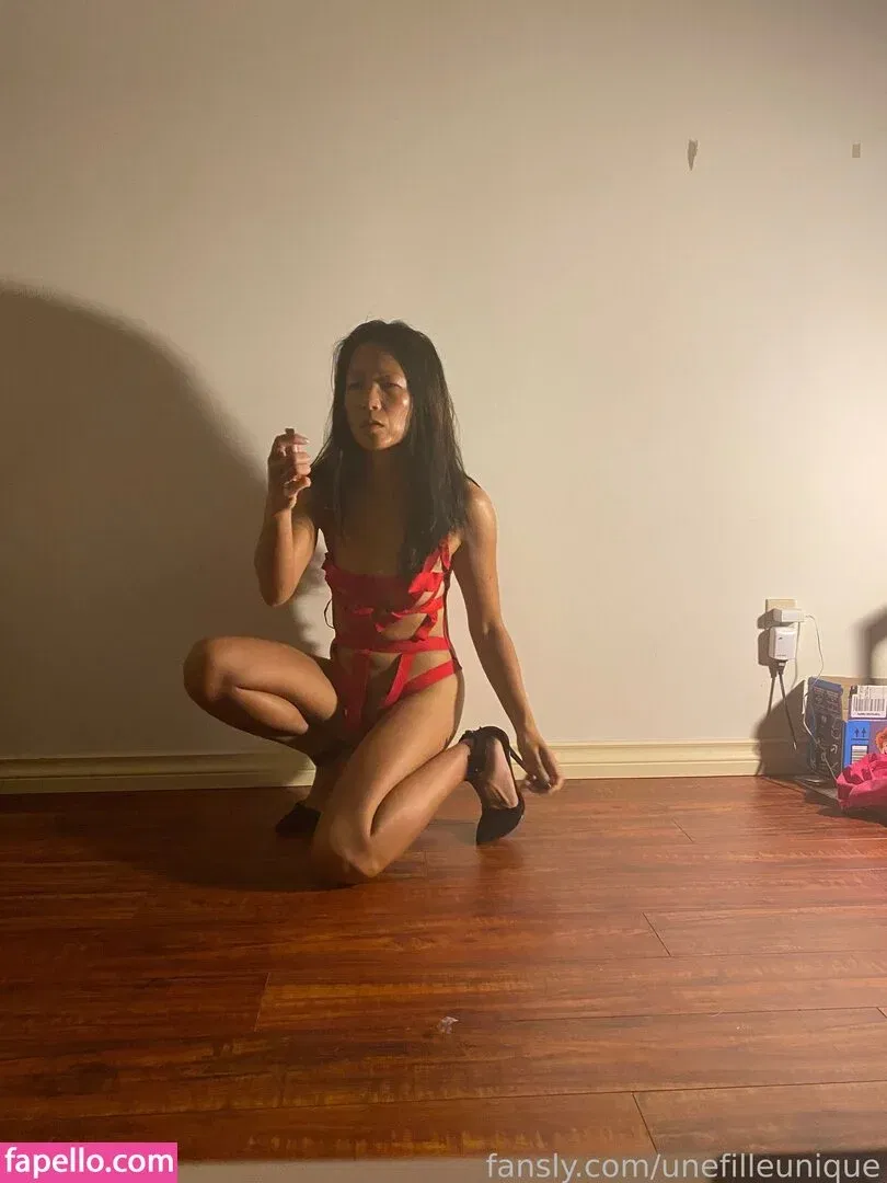 fille___de___06 / unefilleunique Onlyfans Photo Gallery 