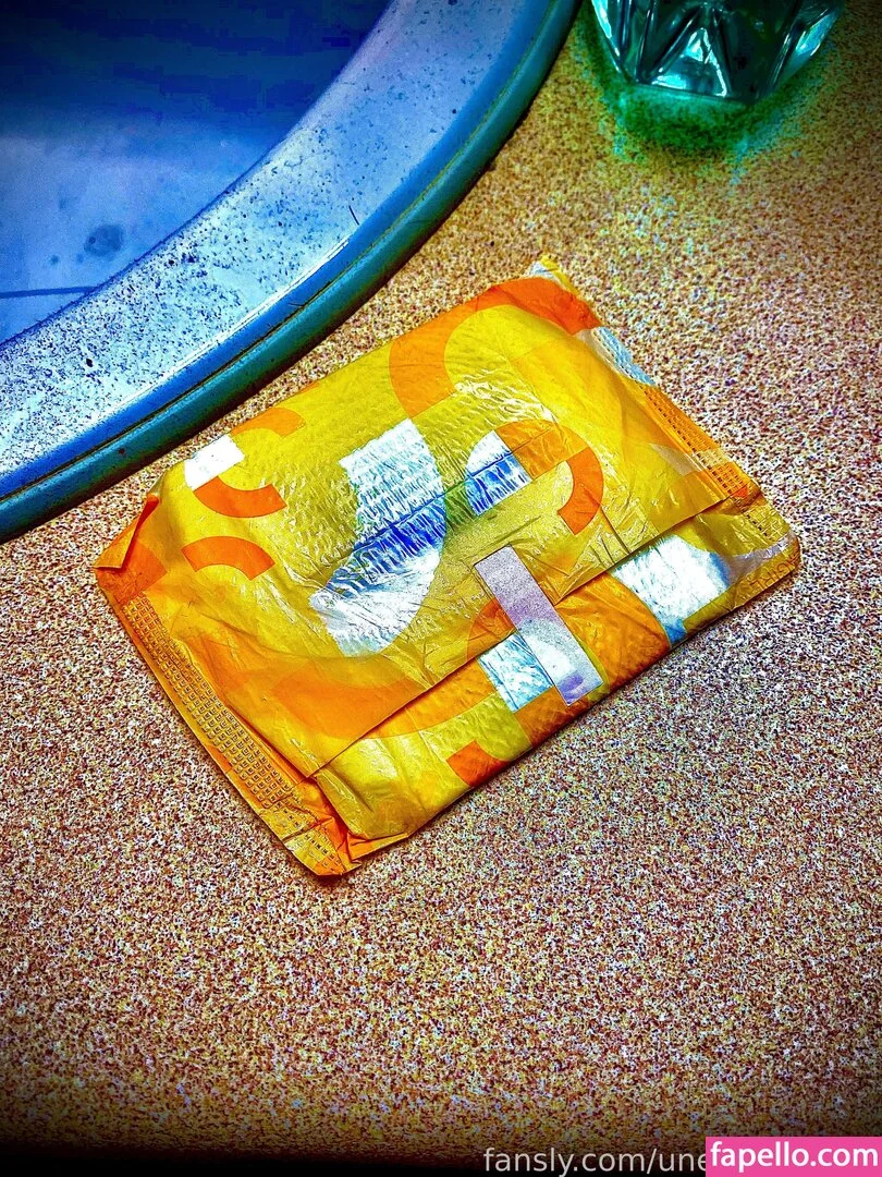 fille___de___06 / unefilleunique Onlyfans Photo Gallery 