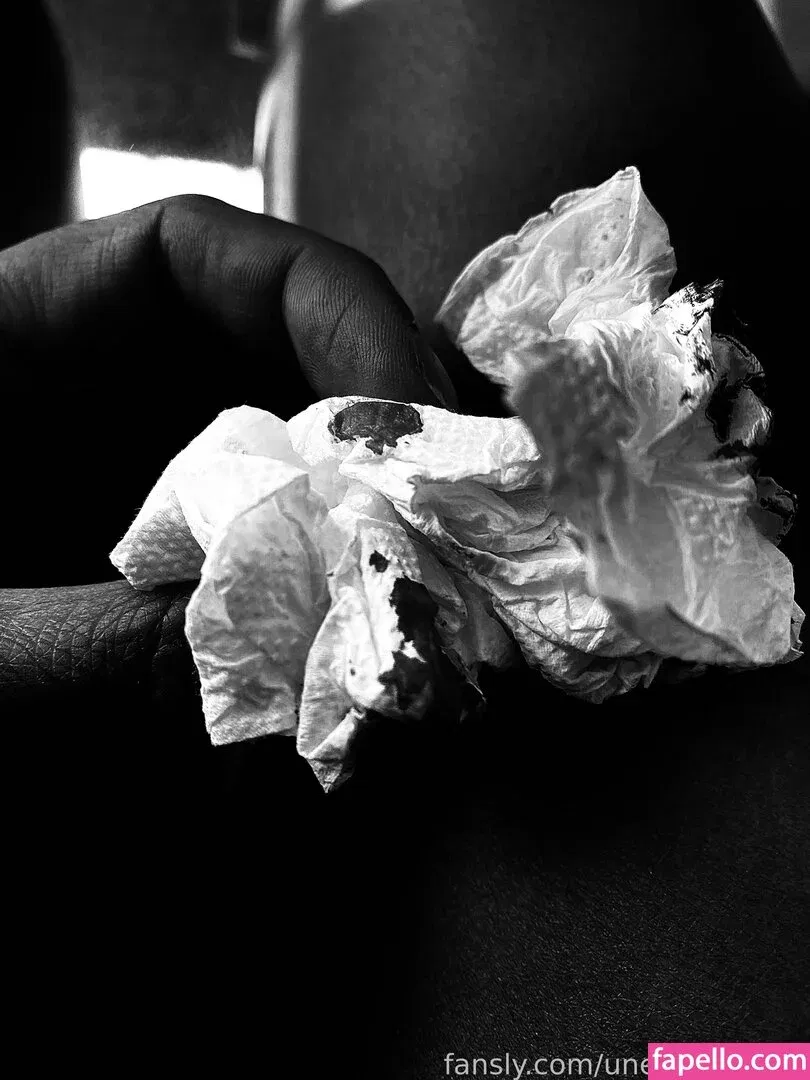 fille___de___06 / unefilleunique Onlyfans Photo Gallery 