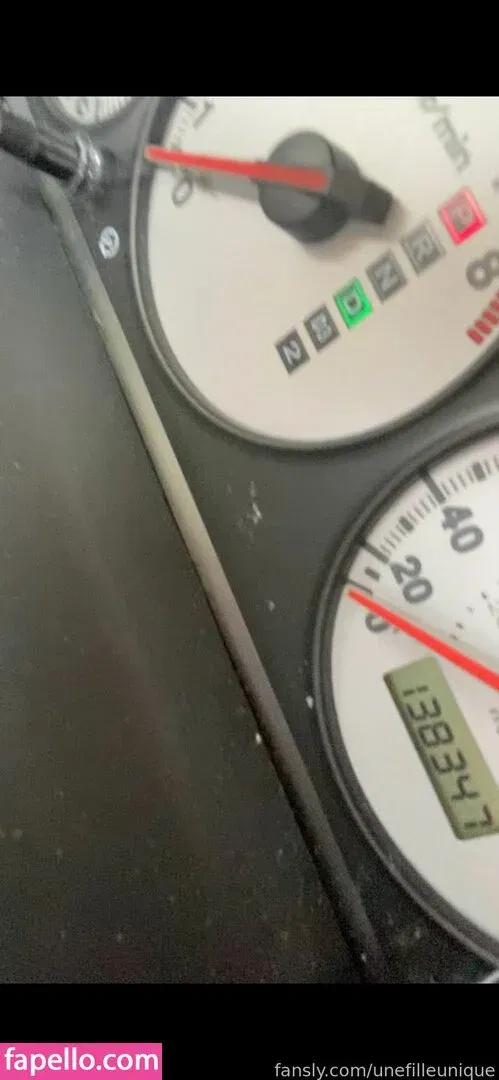 fille___de___06 / unefilleunique Onlyfans Photo Gallery 