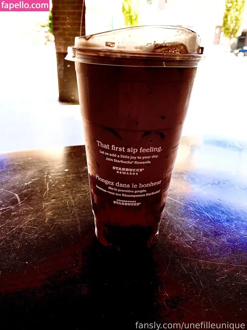 fille___de___06 / unefilleunique Onlyfans Photo Gallery 