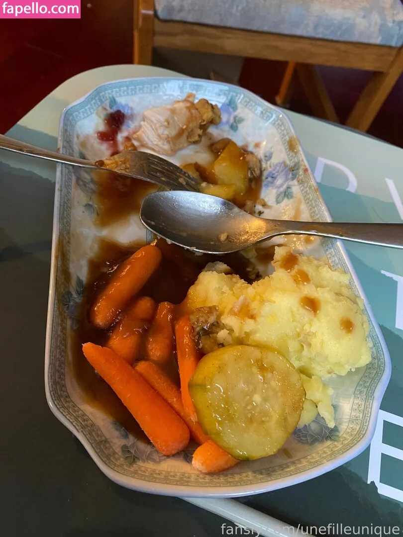 fille___de___06 / unefilleunique Onlyfans Photo Gallery 