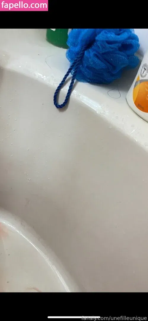 fille___de___06 / unefilleunique Onlyfans Photo Gallery 