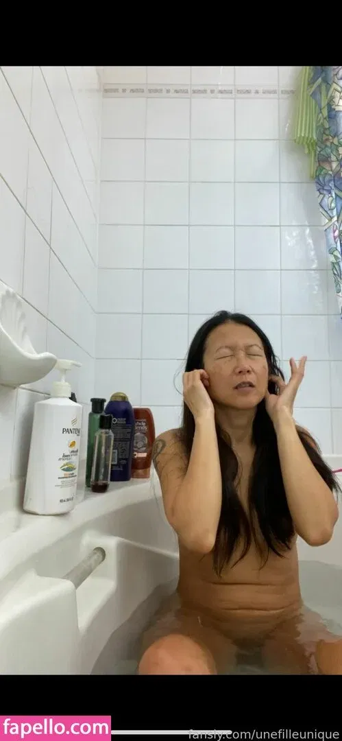 fille___de___06 / unefilleunique Onlyfans Photo Gallery 