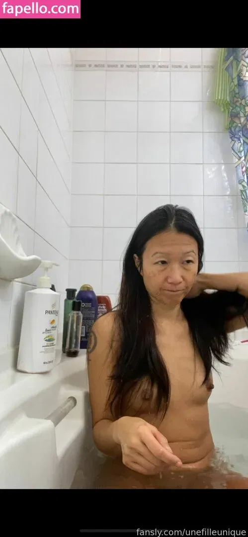 fille___de___06 / unefilleunique Onlyfans Photo Gallery 