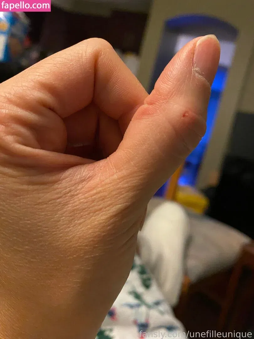 fille___de___06 / unefilleunique Onlyfans Photo Gallery 