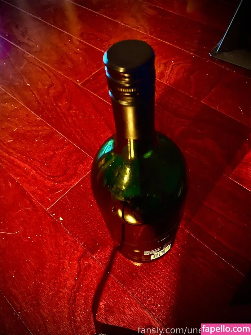 fille___de___06 / unefilleunique Onlyfans Photo Gallery 