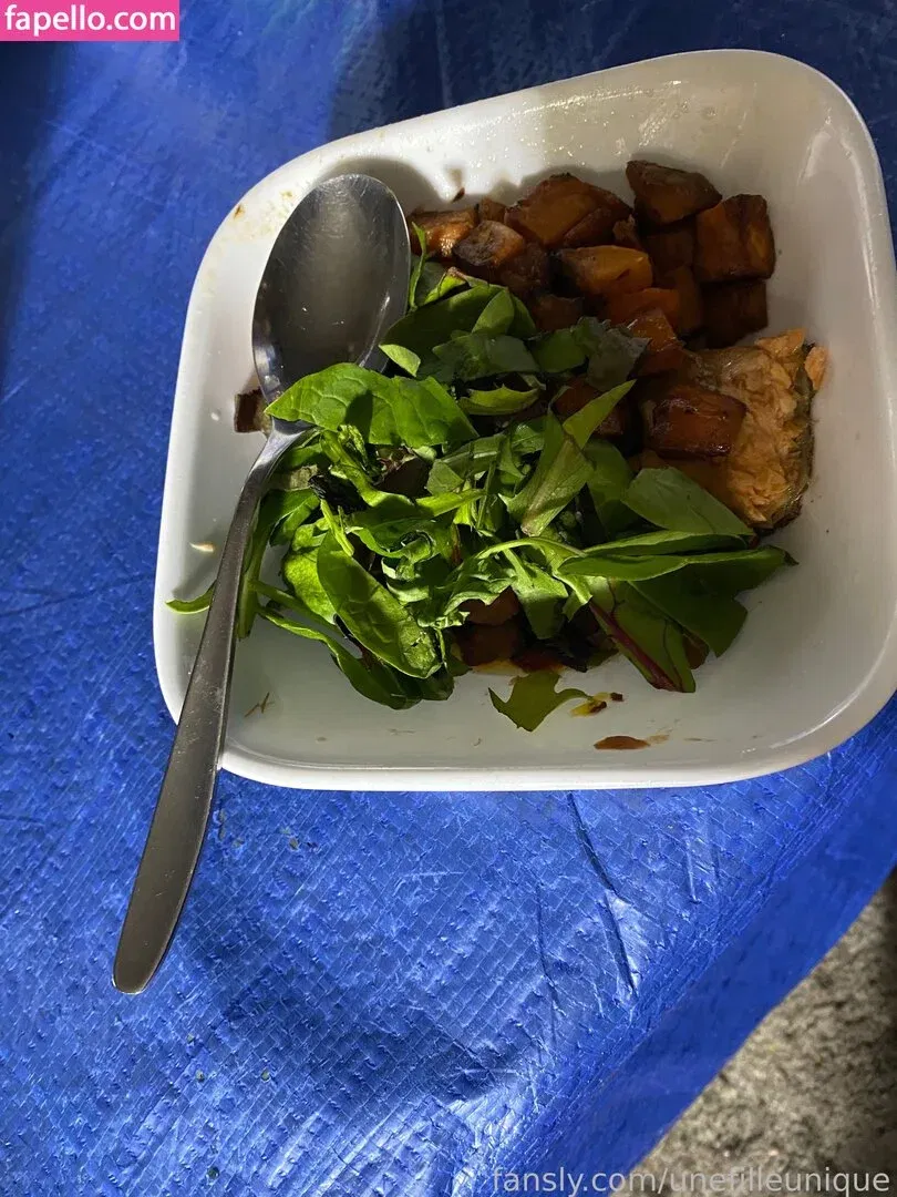 fille___de___06 / unefilleunique Onlyfans Photo Gallery 