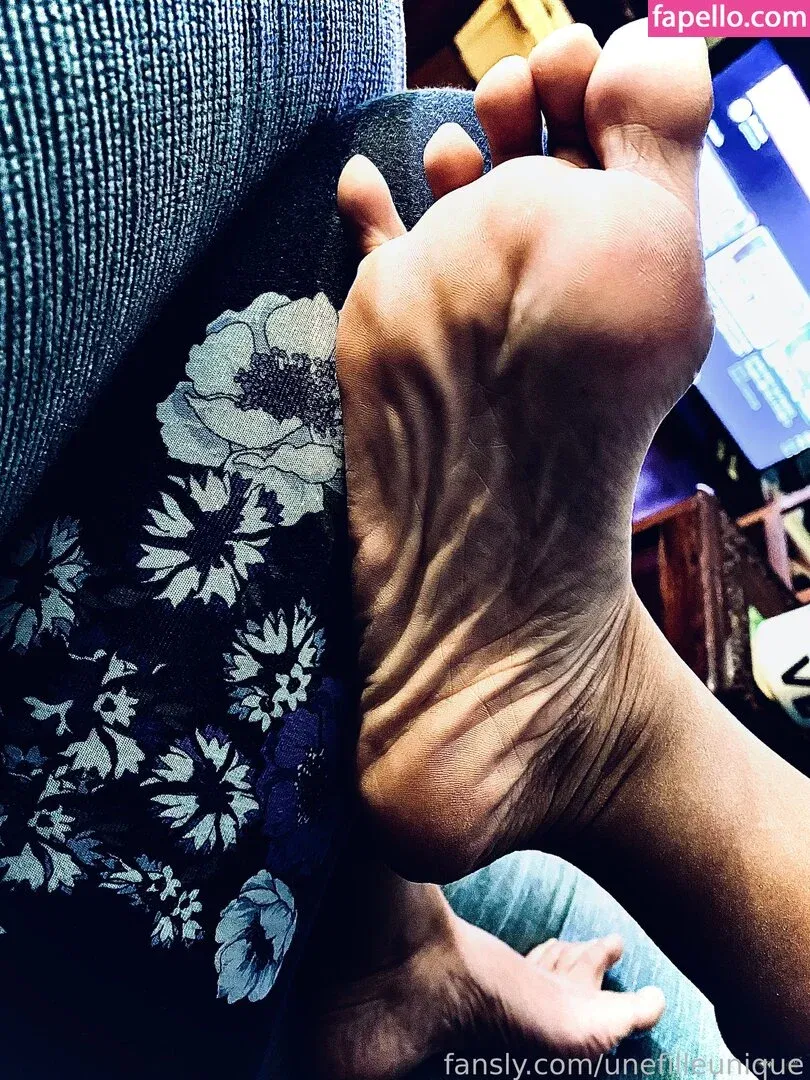 fille___de___06 / unefilleunique Onlyfans Photo Gallery 