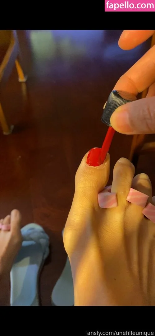 fille___de___06 / unefilleunique Onlyfans Photo Gallery 