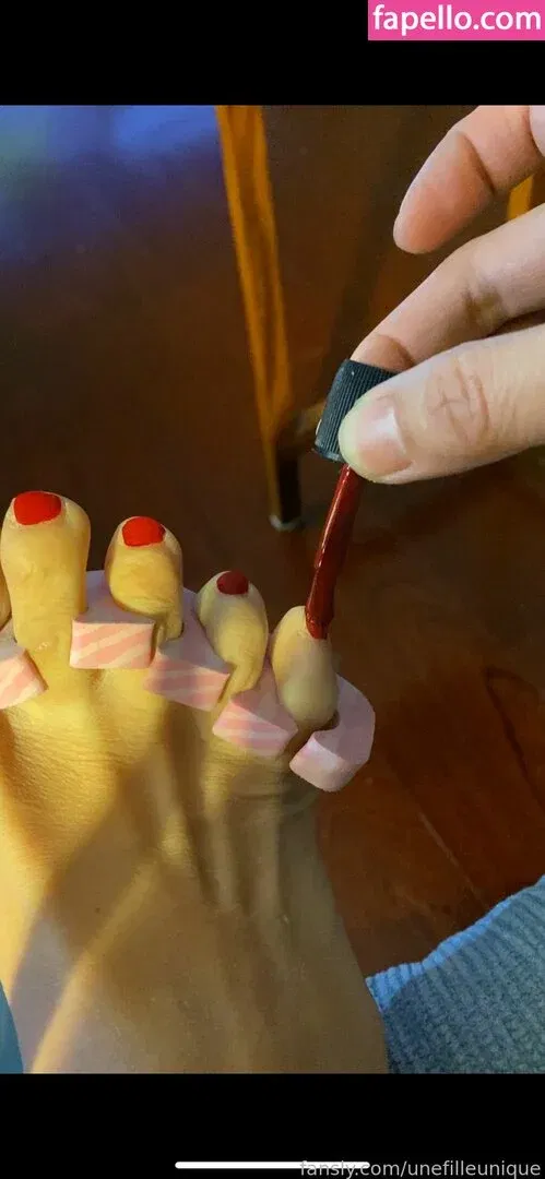 fille___de___06 / unefilleunique Onlyfans Photo Gallery 