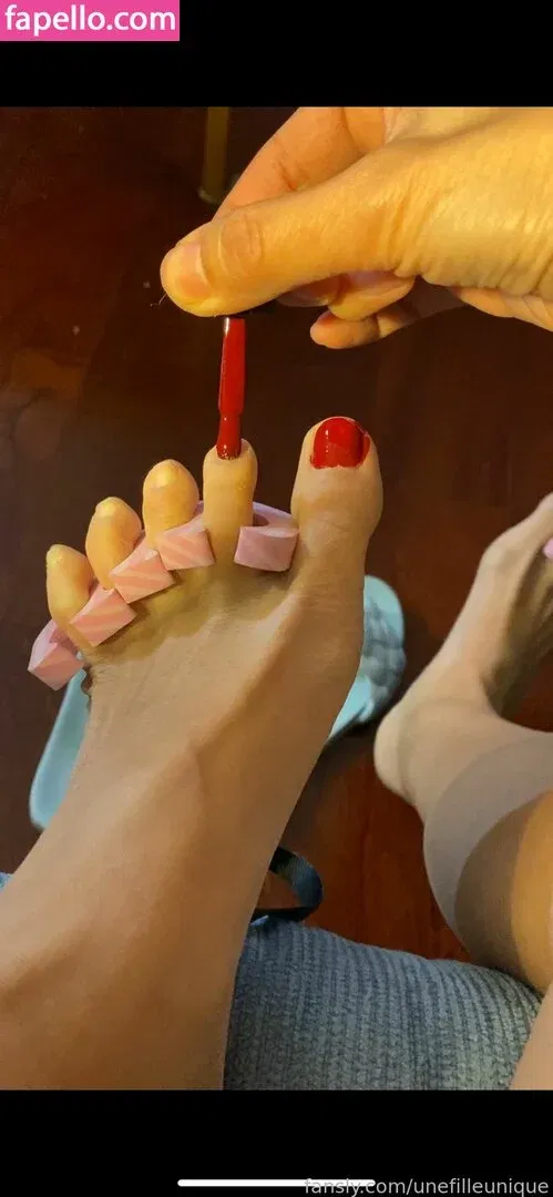 fille___de___06 / unefilleunique Onlyfans Photo Gallery 