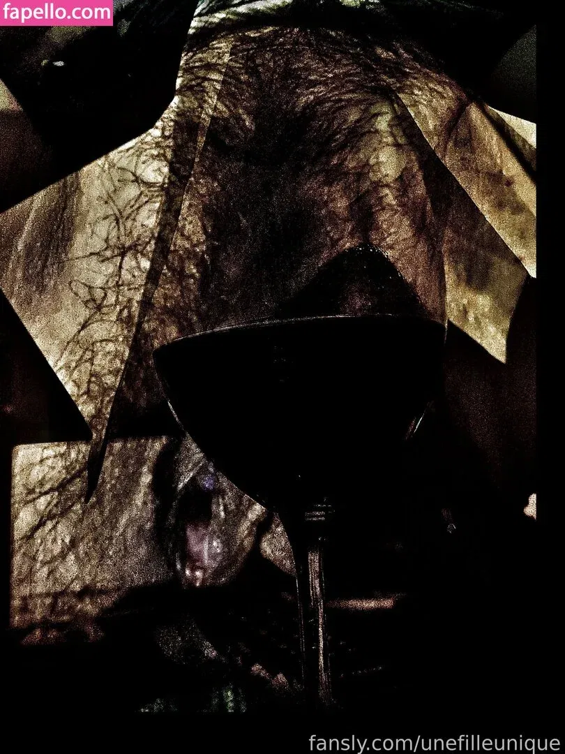 fille___de___06 / unefilleunique Onlyfans Photo Gallery 