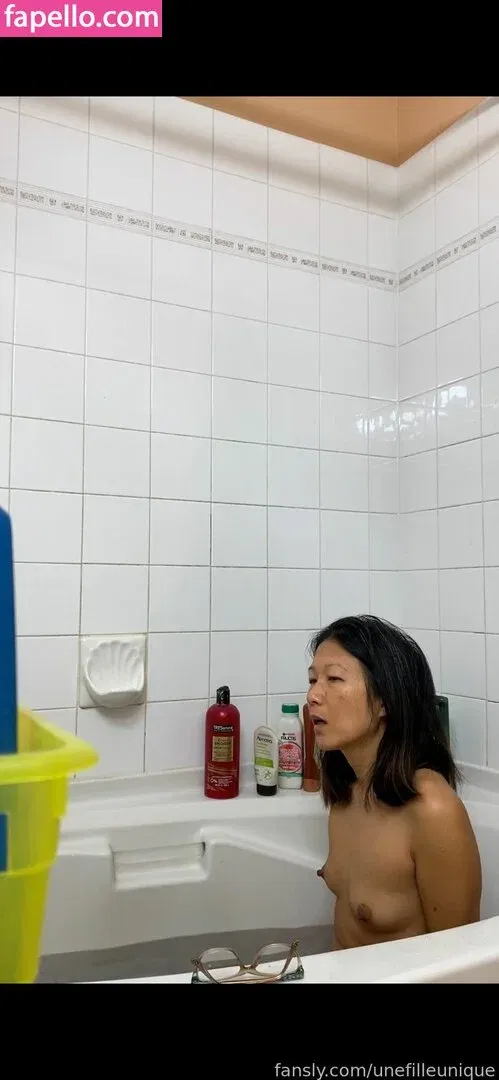 fille___de___06 / unefilleunique Onlyfans Photo Gallery 