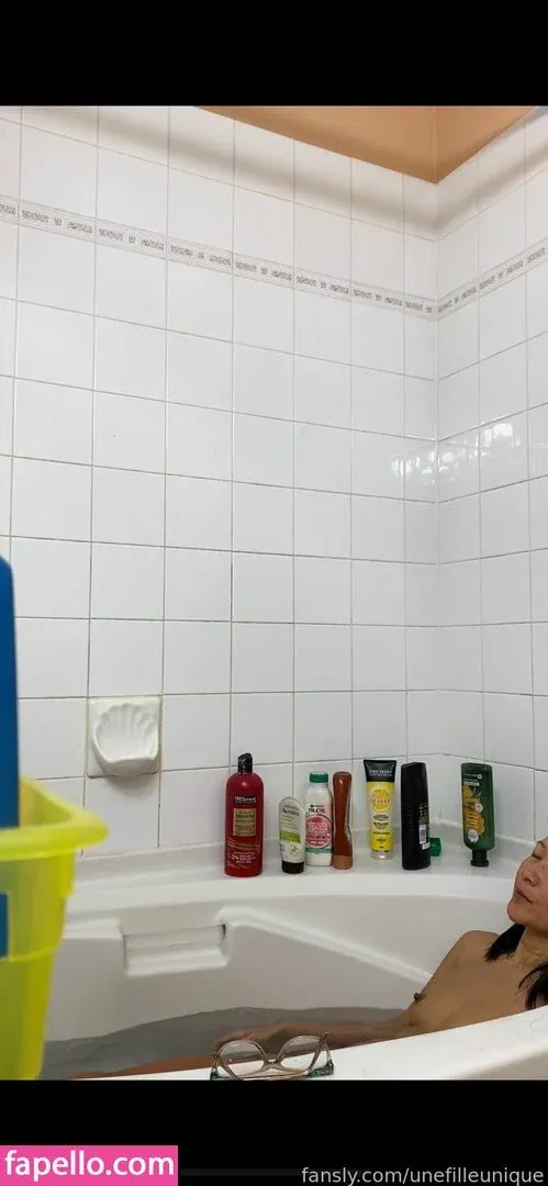 fille___de___06 / unefilleunique Onlyfans Photo Gallery 