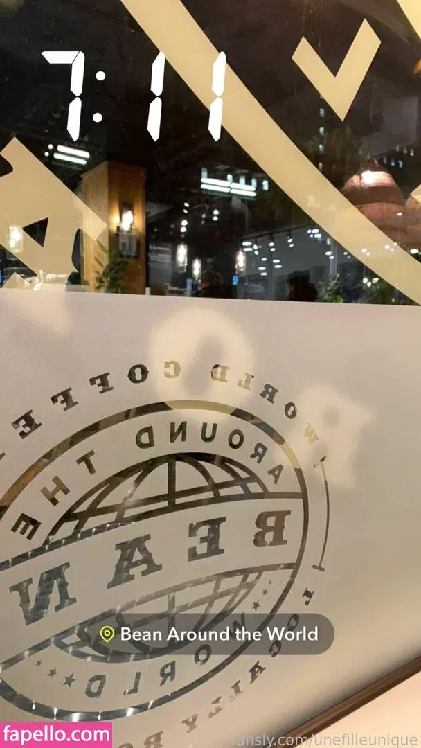 fille___de___06 / unefilleunique Onlyfans Photo Gallery 