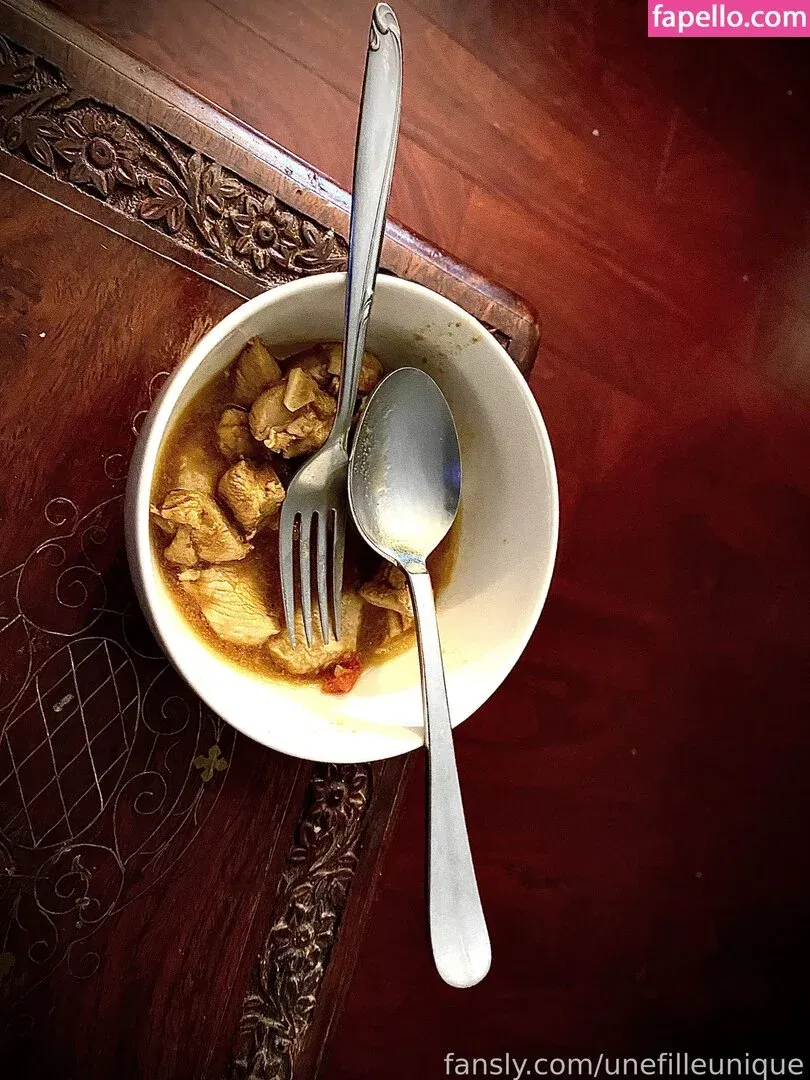 fille___de___06 / unefilleunique Onlyfans Photo Gallery 