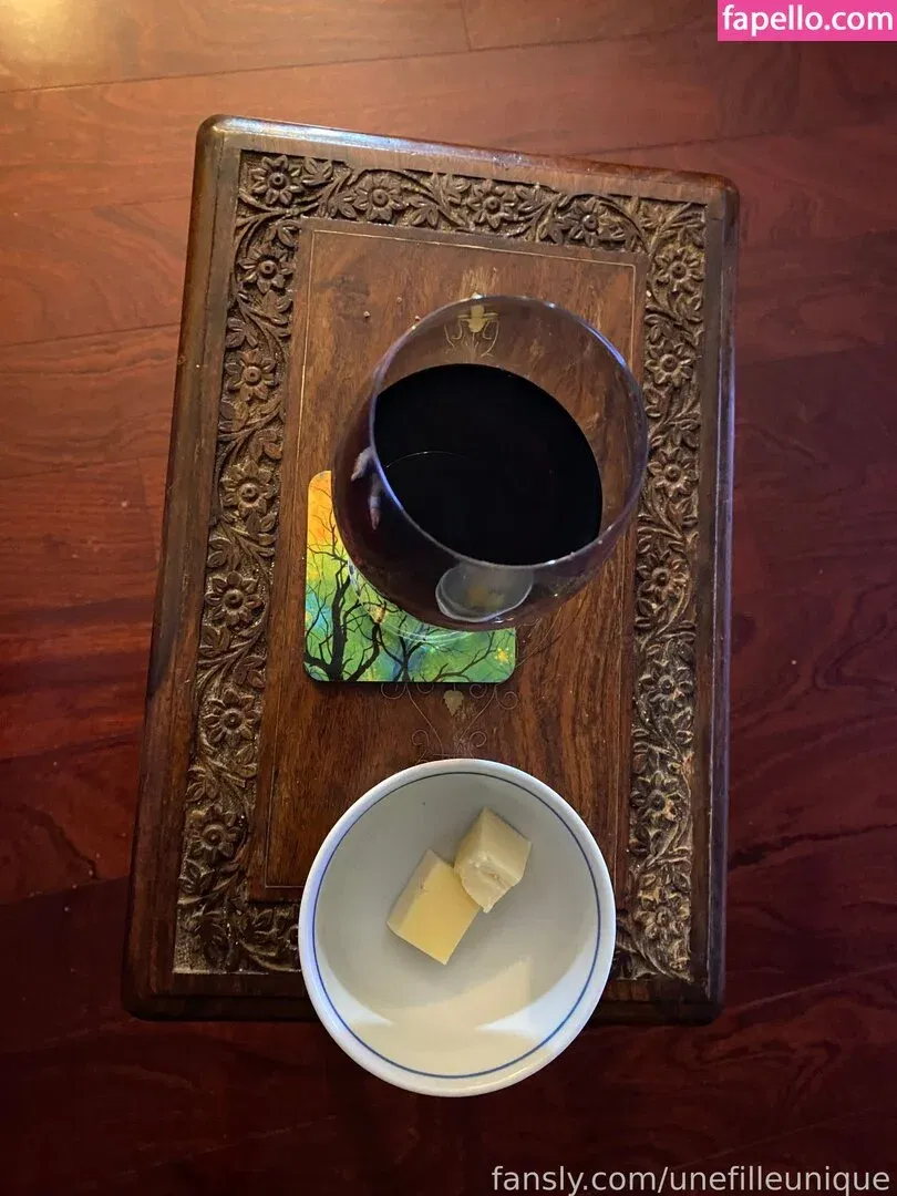 fille___de___06 / unefilleunique Onlyfans Photo Gallery 