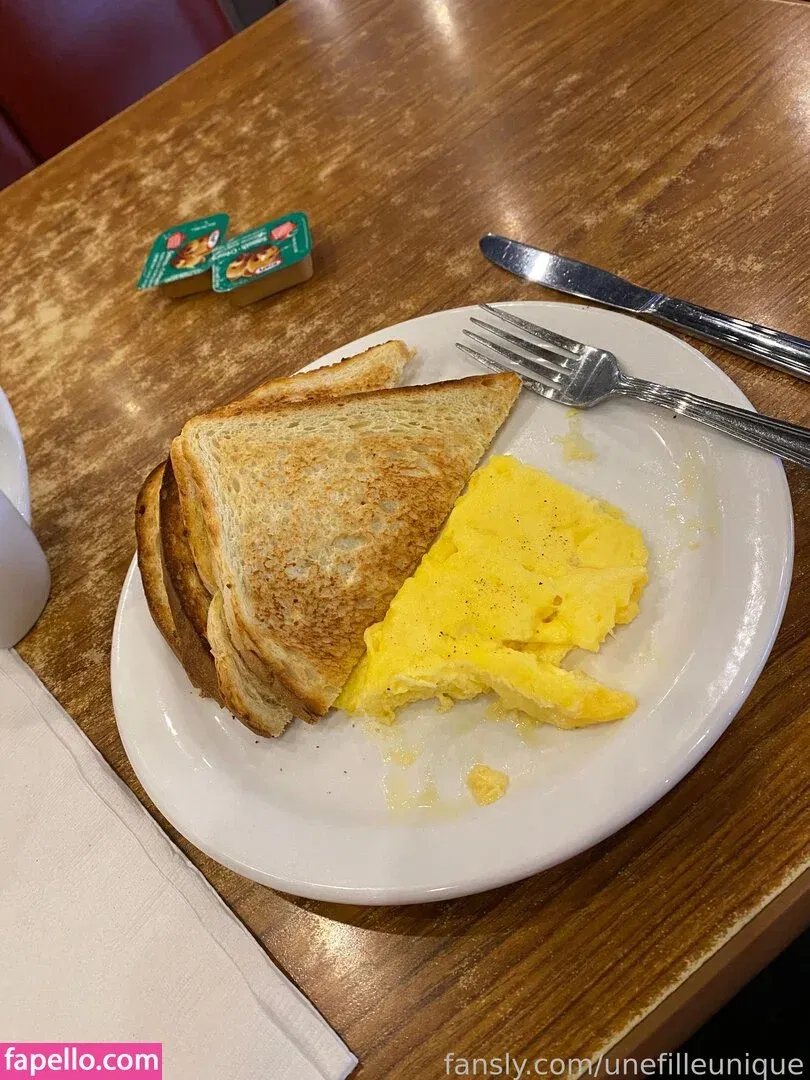 fille___de___06 / unefilleunique Onlyfans Photo Gallery 