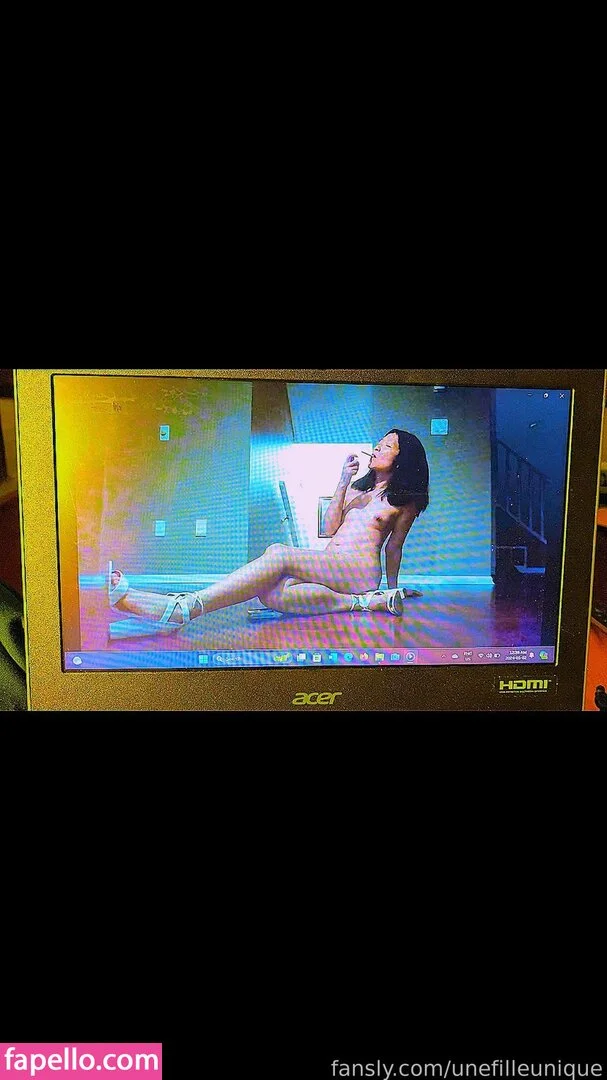 fille___de___06 / unefilleunique Onlyfans Photo Gallery 