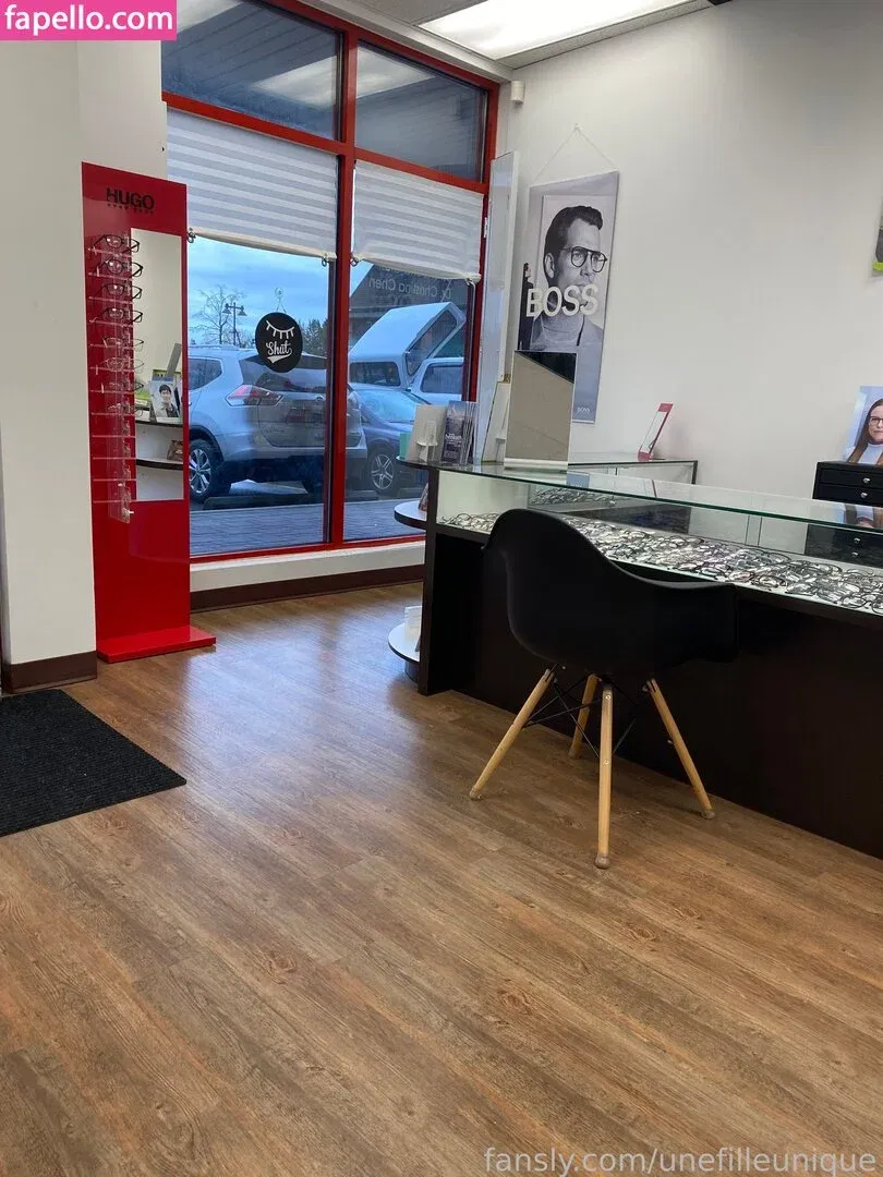 fille___de___06 / unefilleunique Onlyfans Photo Gallery 