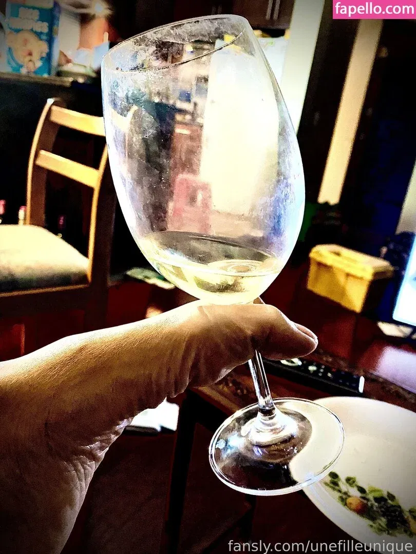 fille___de___06 / unefilleunique Onlyfans Photo Gallery 