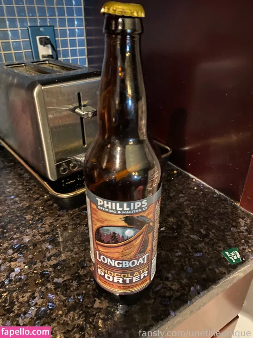 fille___de___06 / unefilleunique Onlyfans Photo Gallery 