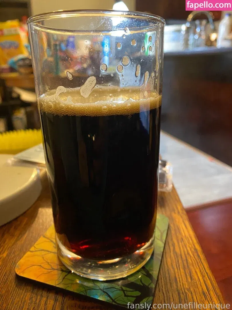 fille___de___06 / unefilleunique Onlyfans Photo Gallery 