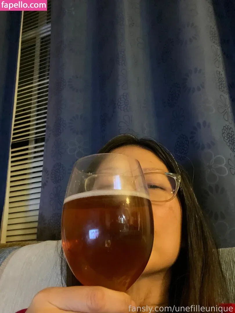 fille___de___06 / unefilleunique Onlyfans Photo Gallery 