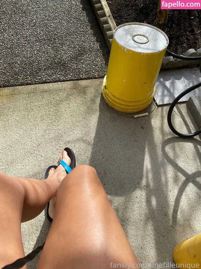 fille___de___06 / unefilleunique Onlyfans Photo Gallery 