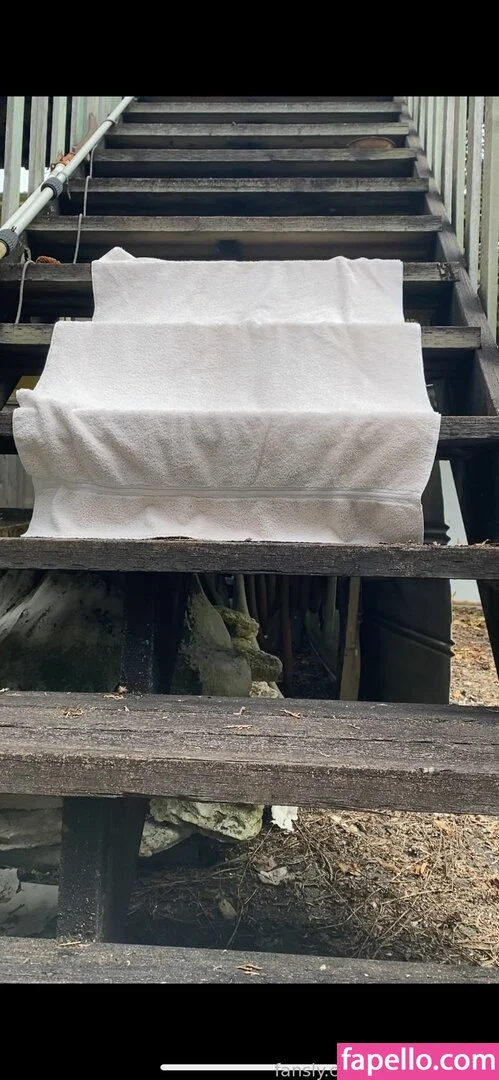 fille___de___06 / unefilleunique Onlyfans Photo Gallery 