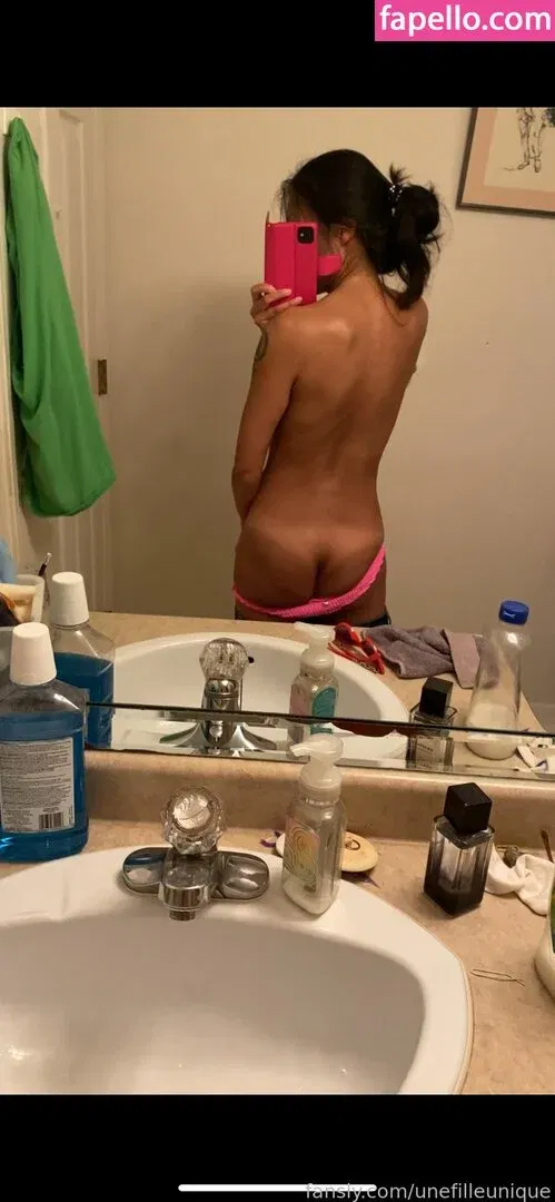 fille___de___06 / unefilleunique Onlyfans Photo Gallery 