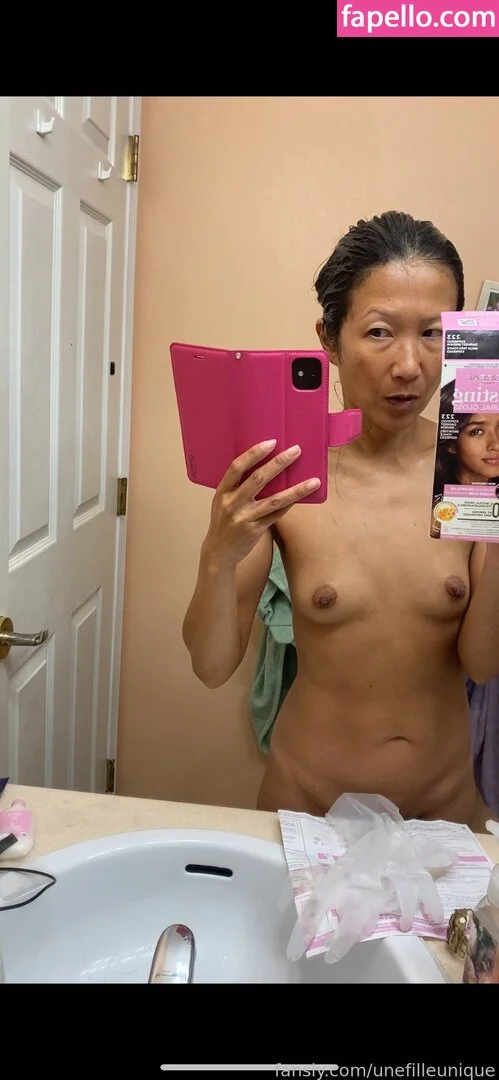 fille___de___06 / unefilleunique Onlyfans Photo Gallery 