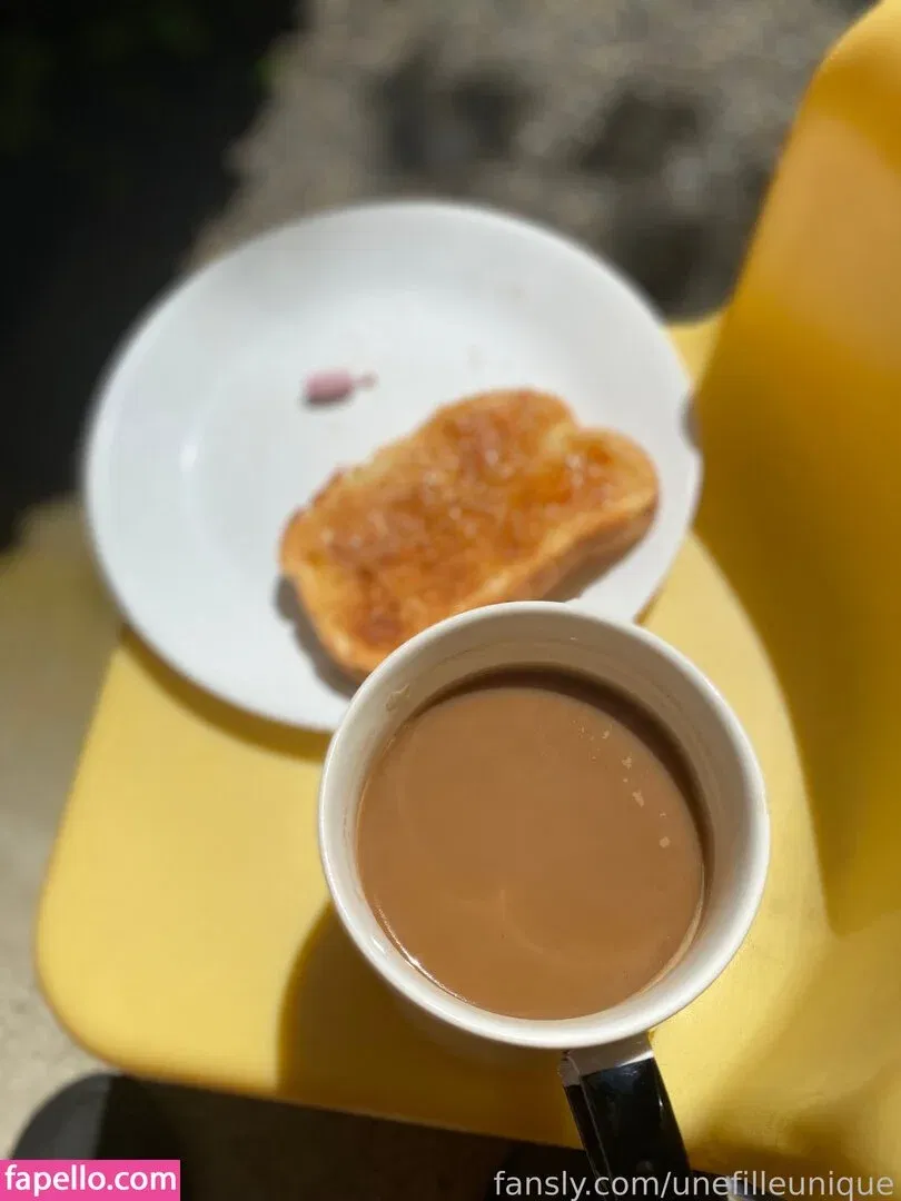 fille___de___06 / unefilleunique Onlyfans Photo Gallery 