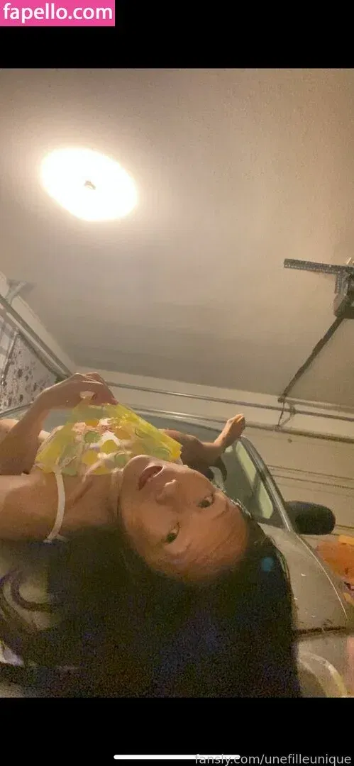 fille___de___06 / unefilleunique Onlyfans Photo Gallery 