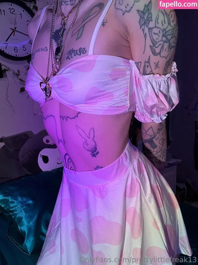 pre.ttylil13 / prettylittlefreak13 Onlyfans Photo Gallery 