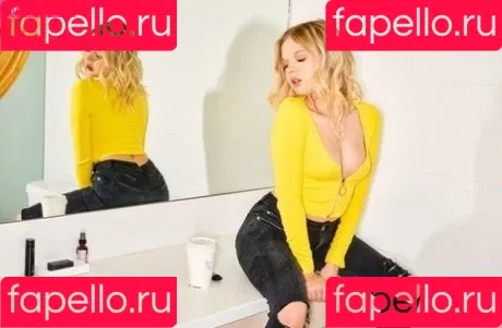 CoCo Lovelock / OfficialCocolov / coco_lovelock2 / cocolovelock Onlyfans Photo Gallery 