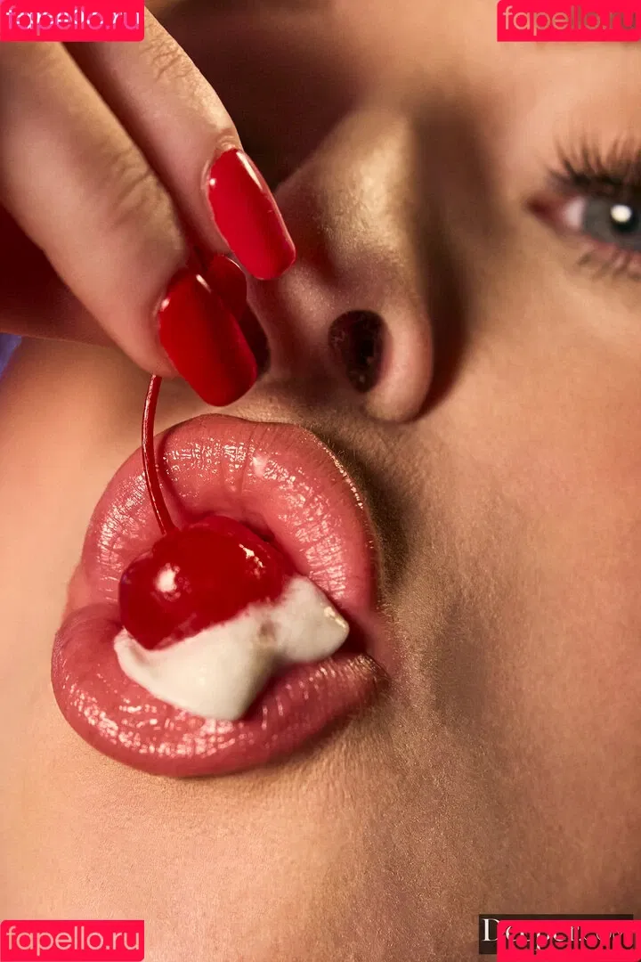 CoCo Lovelock / OfficialCocolov / coco_lovelock2 / cocolovelock Onlyfans Photo Gallery 