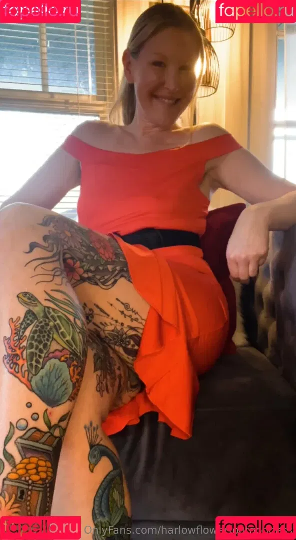 harlowflowerfootgoddess / hippyharlow Onlyfans Photo Gallery 