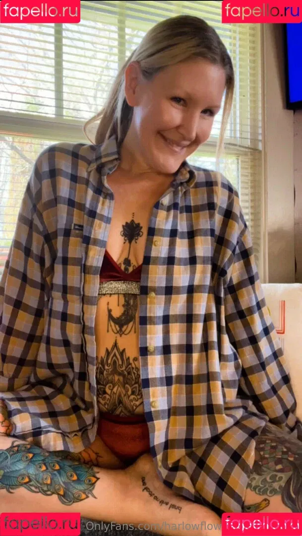 harlowflowerfootgoddess / hippyharlow Onlyfans Photo Gallery 