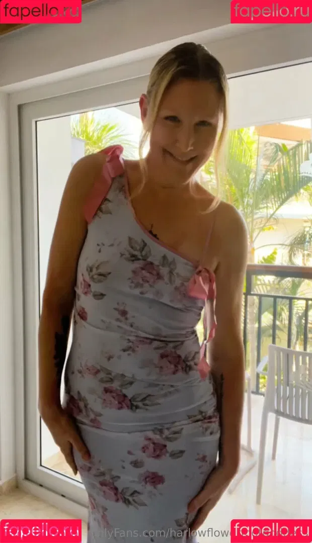 harlowflowerfootgoddess / hippyharlow Onlyfans Photo Gallery 