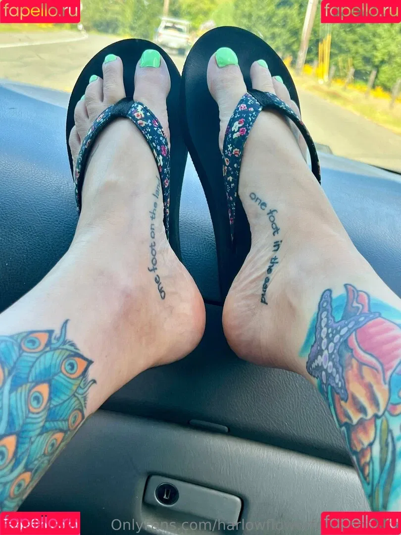 harlowflowerfootgoddess / hippyharlow Onlyfans Photo Gallery 