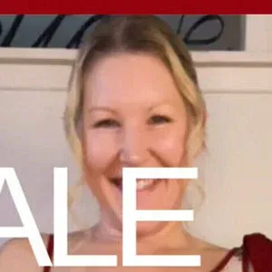 harlowflowerfootgoddess / hippyharlow Onlyfans Photo Gallery 