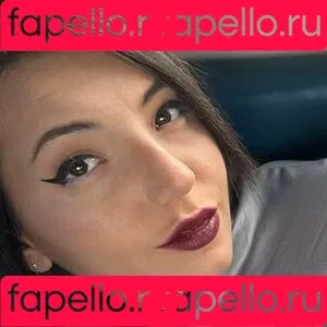 Mini Mitzi / Mini Mitzix / minimitzi / minimitzix Onlyfans Photo Gallery 